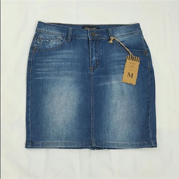 H&G WOMEN'S DENIM MINI SKIRT SIZE MEDIUM - Picture 1 of 6